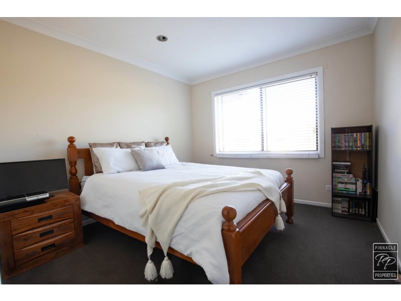 15 Cox Crescent, Goodna QLD 4300