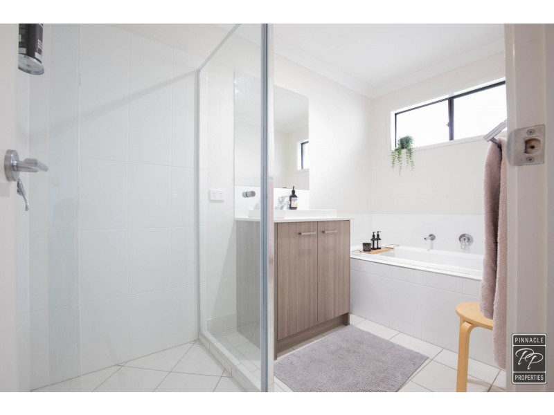 63 Canopus Street, Bridgeman Downs QLD 4035