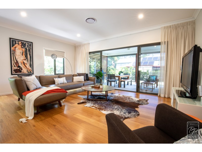 32 Gregory Street, Taringa QLD 4068