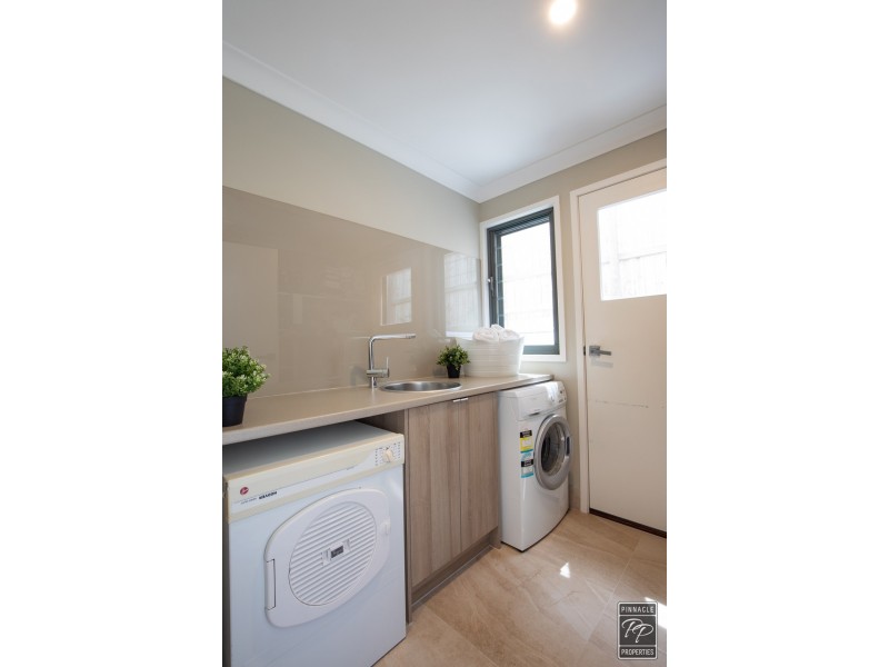 32 Gregory Street, Taringa QLD 4068