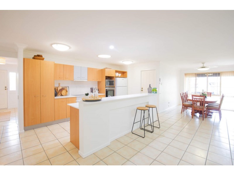 5 Mayfair Place, Moggill QLD 4070