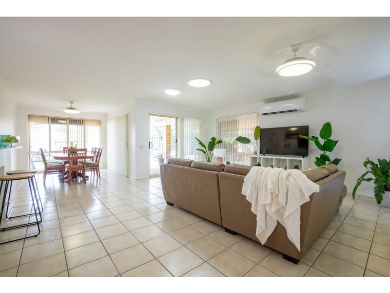 5 Mayfair Place, Moggill QLD 4070