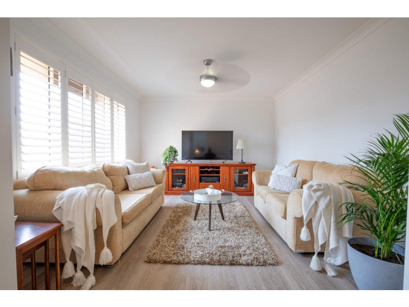 5 Mayfair Place, Moggill QLD 4070