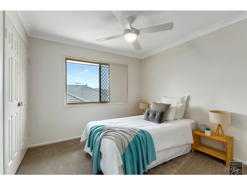 9 Villari Close, Belmont QLD 4153