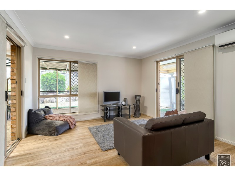 9 Villari Close, Belmont QLD 4153