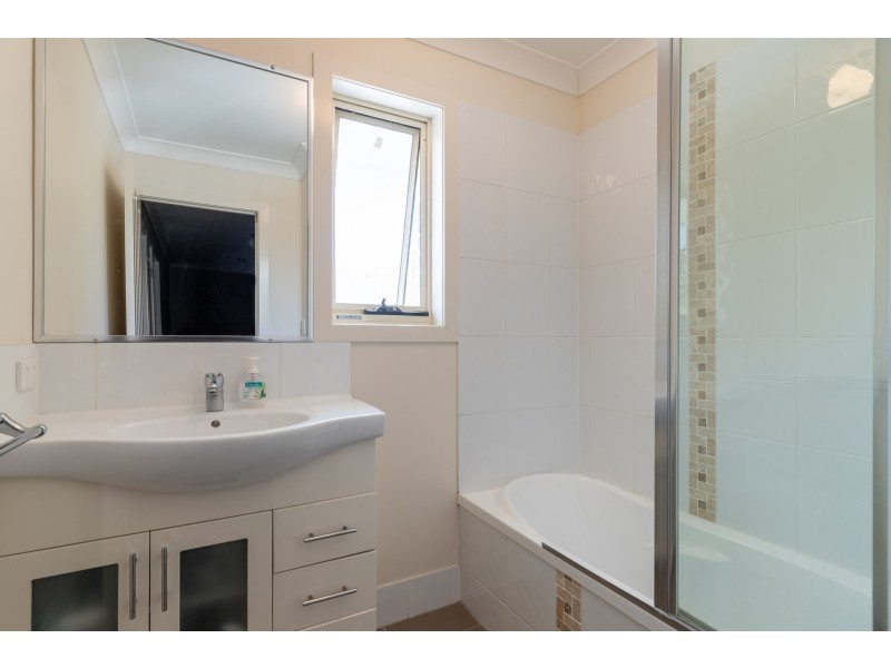 4/43 Paul Street, Kallangur QLD 4503