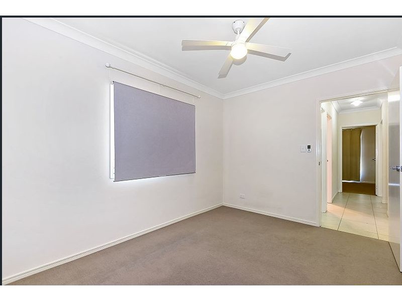 32 Hopman Place, Springfield Lakes QLD 4300