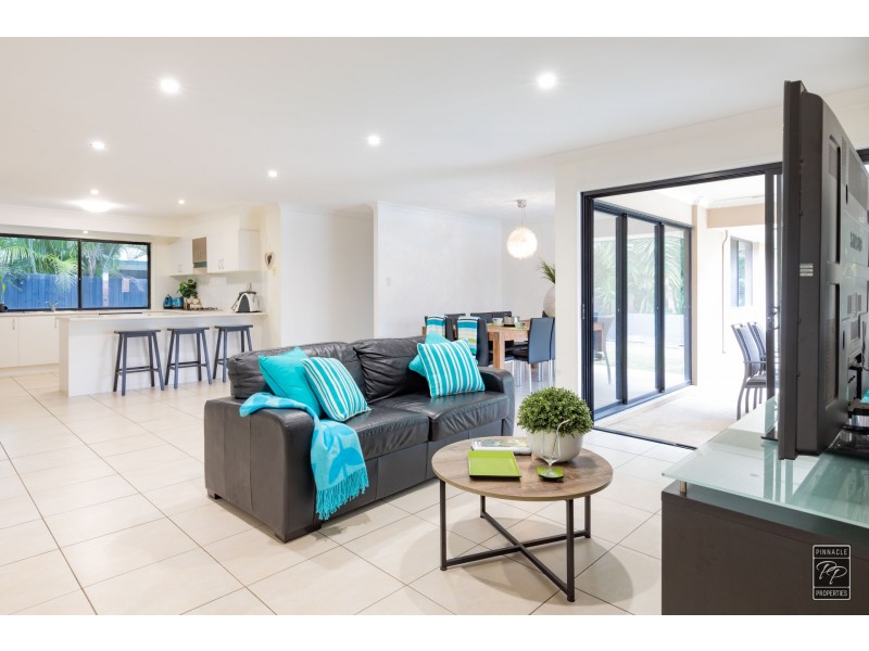 22 Jeff Collins Circuit, Bellbird Park QLD 4300