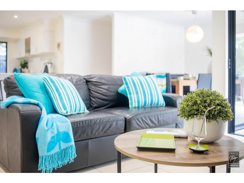 22 Jeff Collins Circuit, Bellbird Park QLD 4300