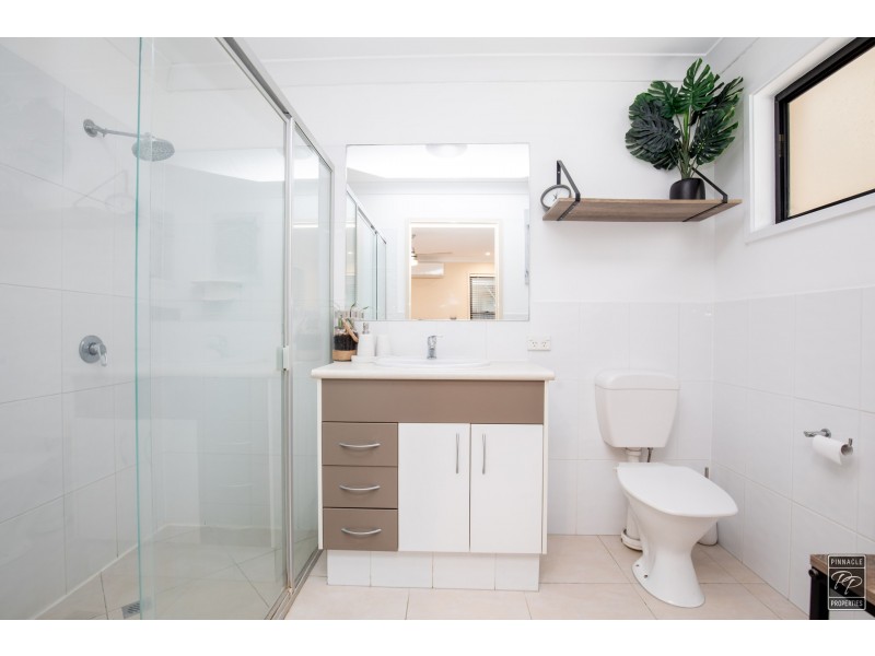 22 Jeff Collins Circuit, Bellbird Park QLD 4300