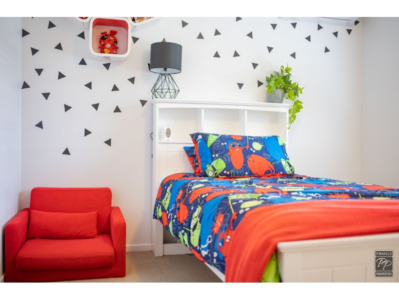 22 Jeff Collins Circuit, Bellbird Park QLD 4300