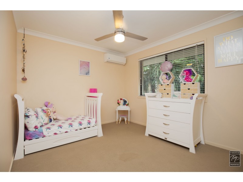 22 Jeff Collins Circuit, Bellbird Park QLD 4300