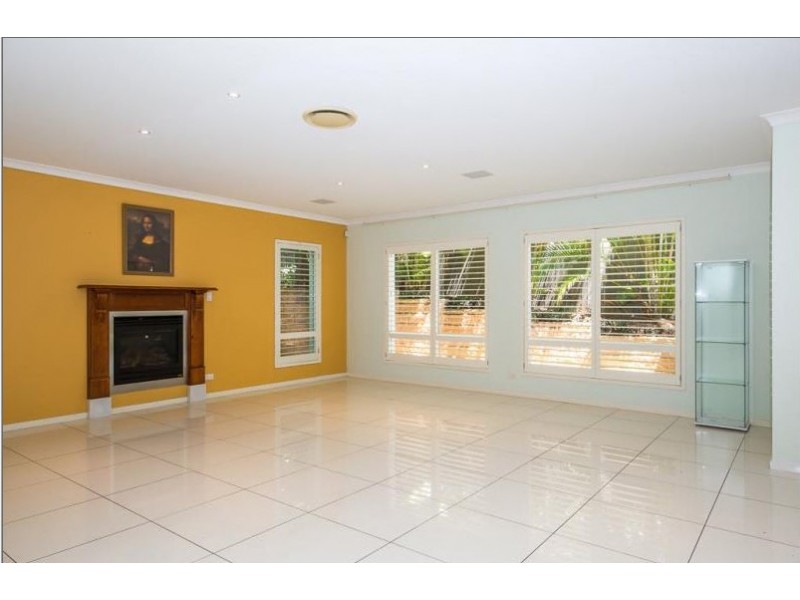 4 Kurrajong Place, Bridgeman Downs QLD 4035