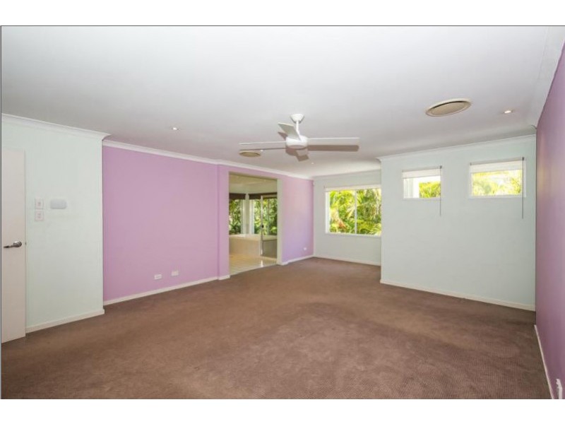 4 Kurrajong Place, Bridgeman Downs QLD 4035