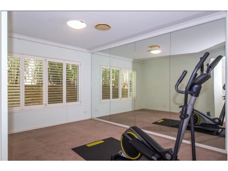 4 Kurrajong Place, Bridgeman Downs QLD 4035