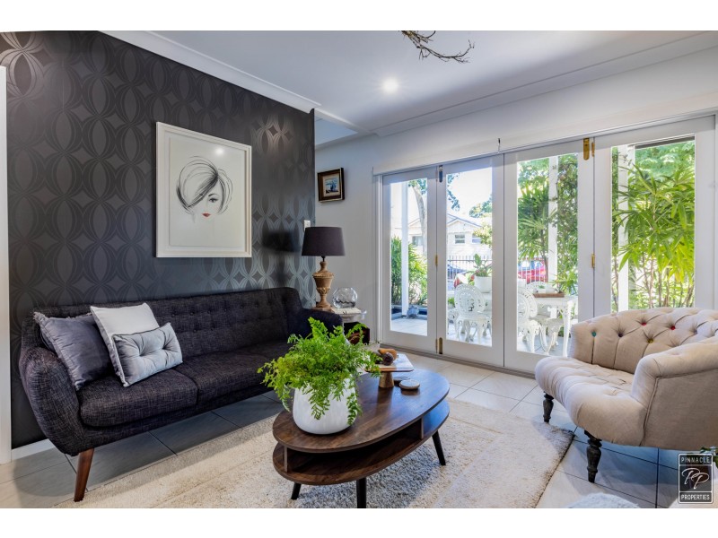 49 Oxford Street, Hamilton QLD 4007