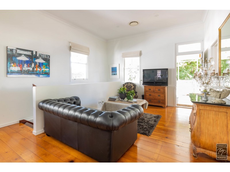 49 Oxford Street, Hamilton QLD 4007