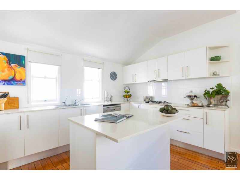 49 Oxford Street, Hamilton QLD 4007