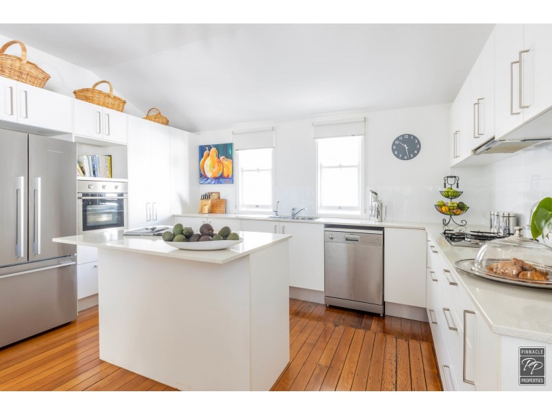 49 Oxford Street, Hamilton QLD 4007