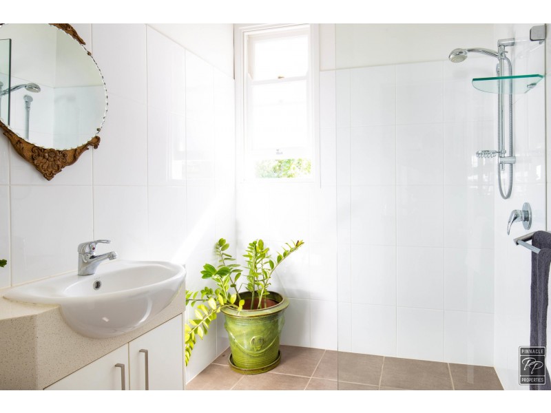 49 Oxford Street, Hamilton QLD 4007