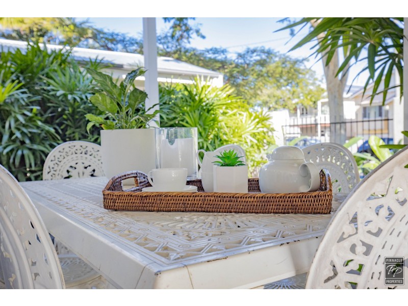 49 Oxford Street, Hamilton QLD 4007