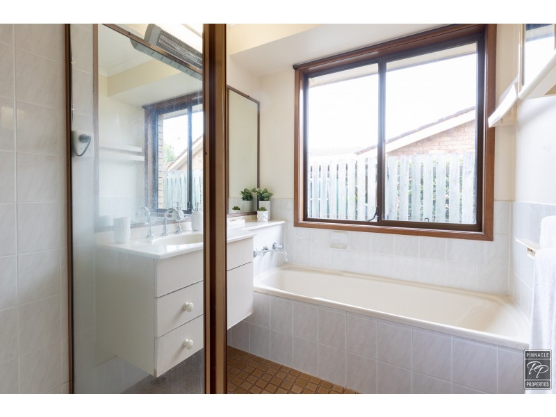 10 Duntreath Street, Keperra QLD 4054