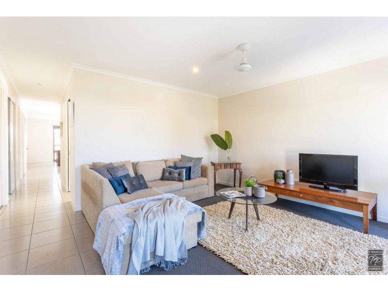 4 Kidston Crescent, Warner QLD 4500