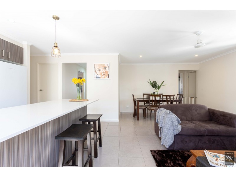 4 Kidston Crescent, Warner QLD 4500