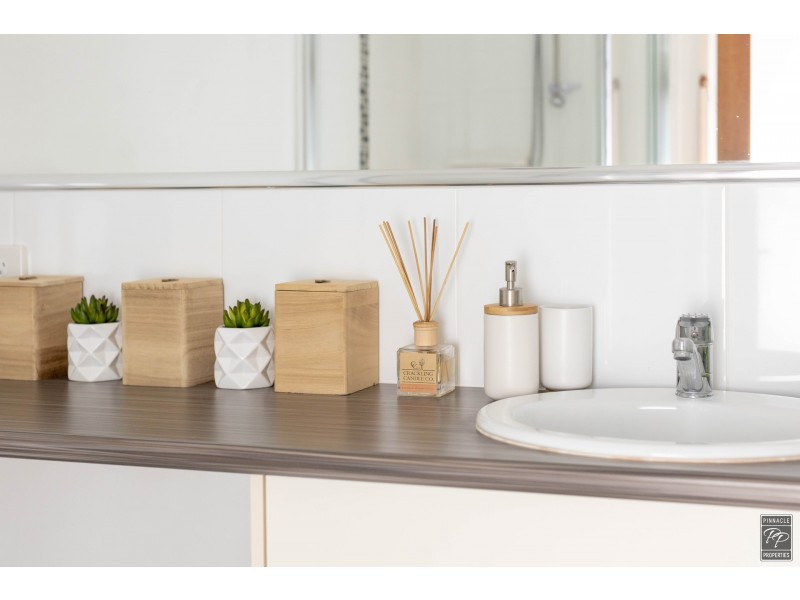 4 Kidston Crescent, Warner QLD 4500