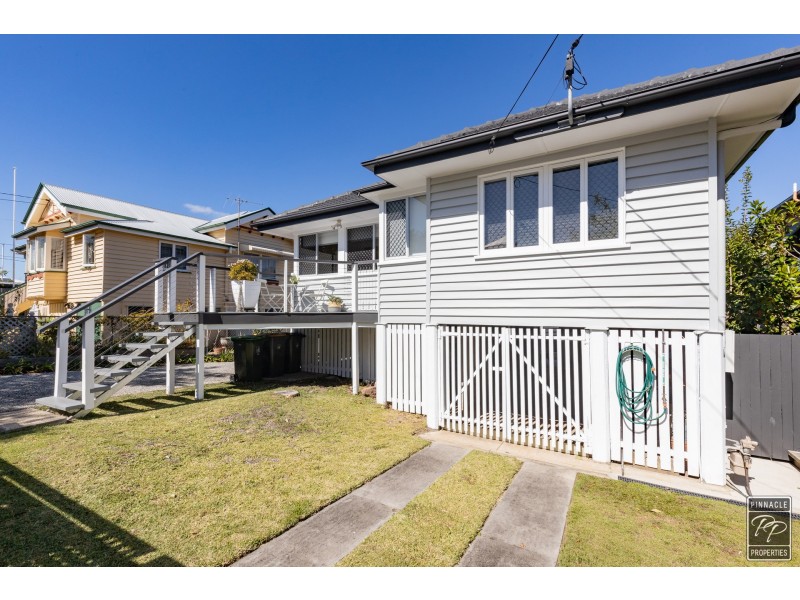 56 Alexandra Street, Sandgate QLD 4017