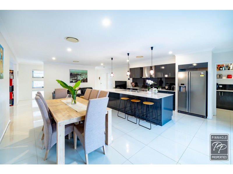 4 Bluegum Rise, Anstead QLD 4070