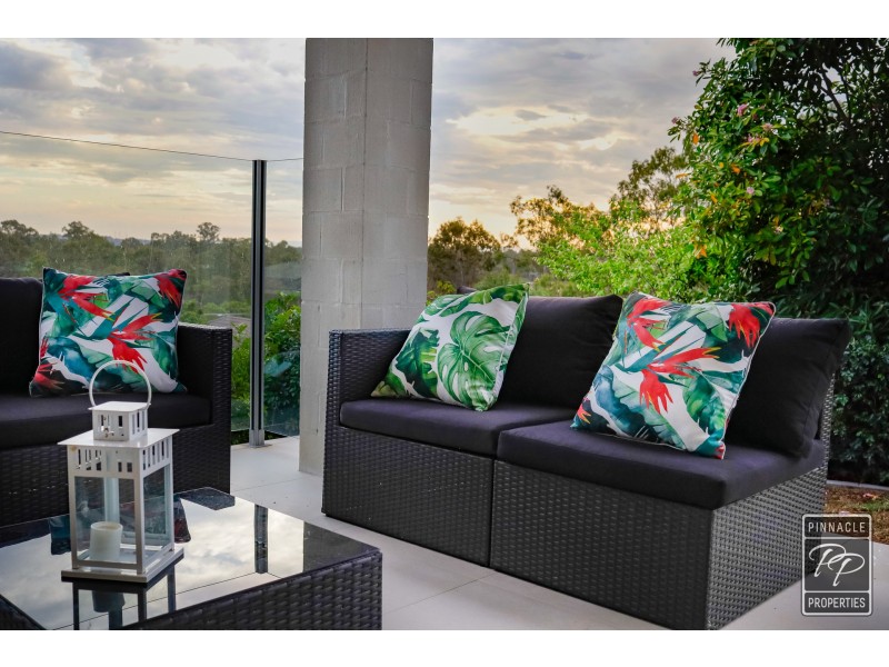 4 Bluegum Rise, Anstead QLD 4070