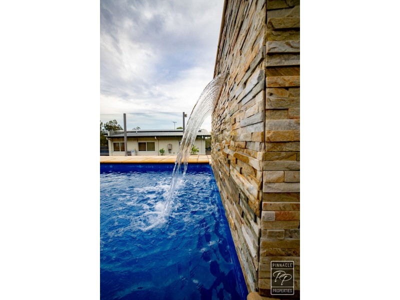 4 Bluegum Rise, Anstead QLD 4070