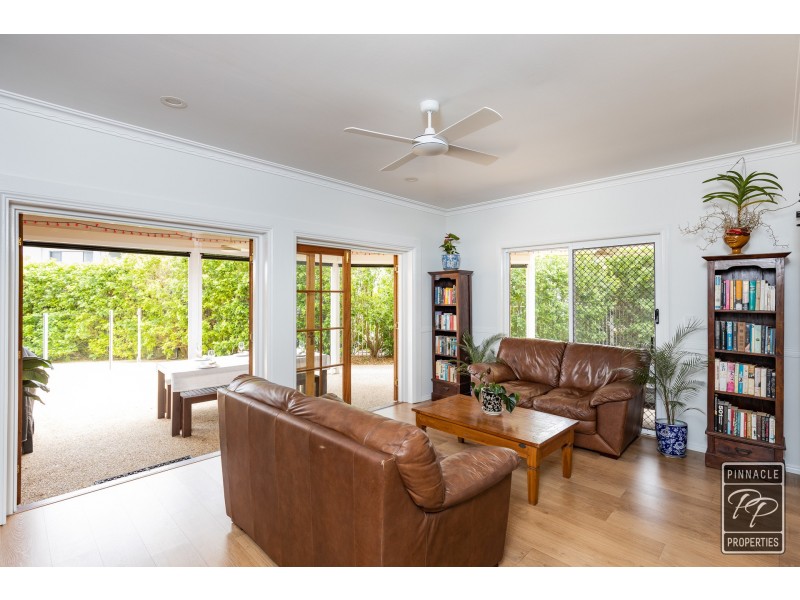 30 Foxmont Drive, Carina QLD 4152