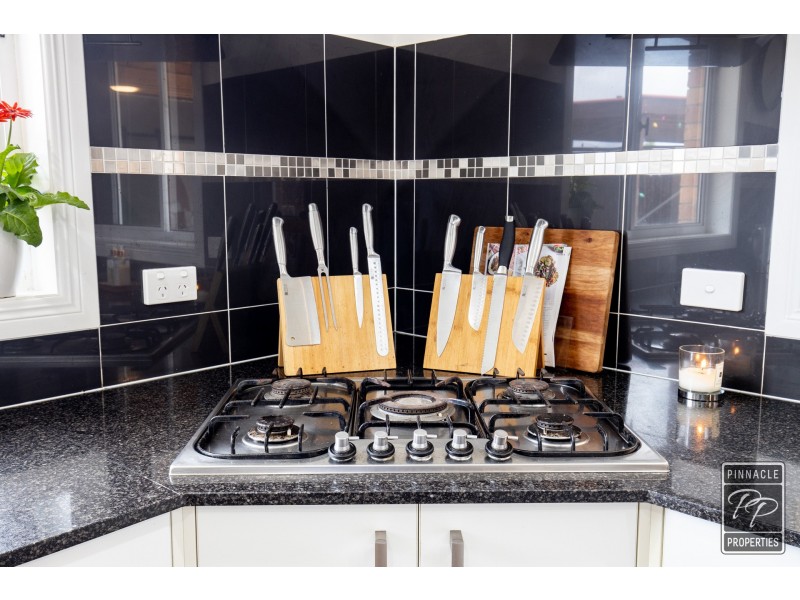 30 Foxmont Drive, Carina QLD 4152