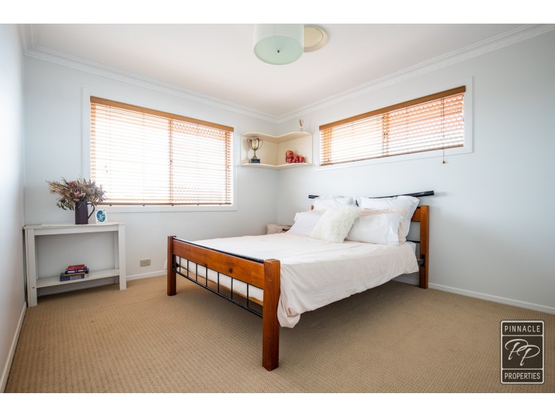 30 Foxmont Drive, Carina QLD 4152