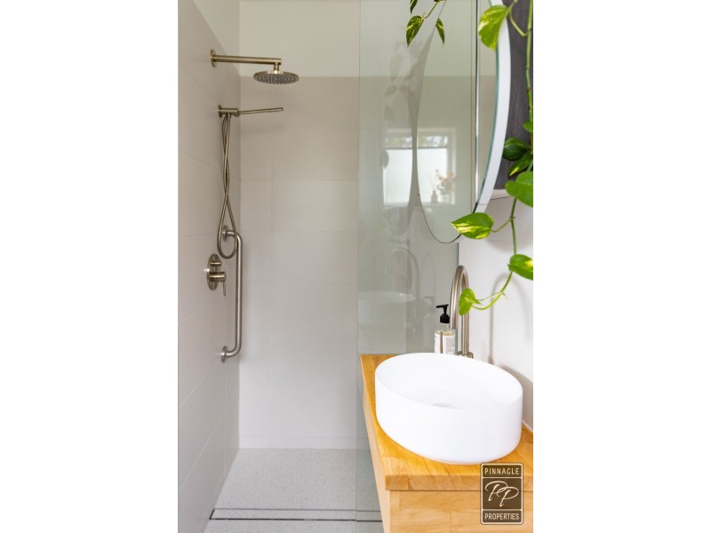 30 Foxmont Drive, Carina QLD 4152