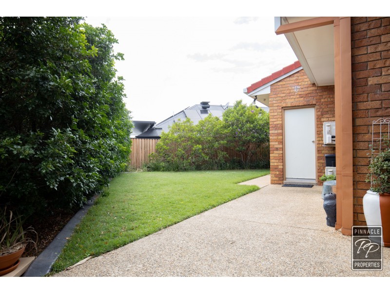 30 Foxmont Drive, Carina QLD 4152