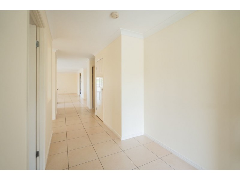 9 Bellbird Drive, Bellbird Park QLD 4300