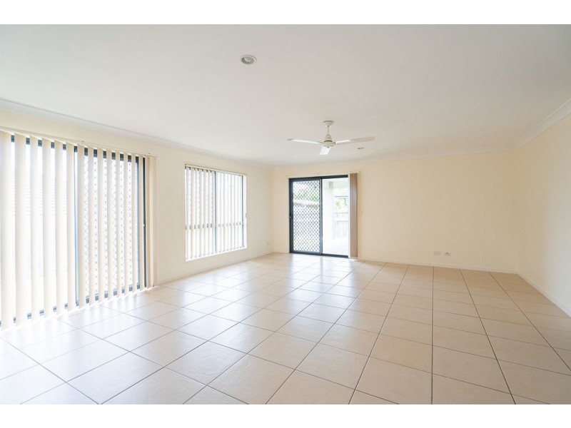 9 Bellbird Drive, Bellbird Park QLD 4300
