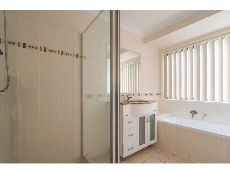 9 Bellbird Drive, Bellbird Park QLD 4300