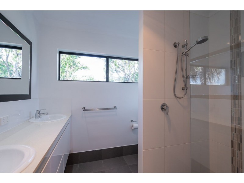 52 Armfield Street, Stafford QLD 4053