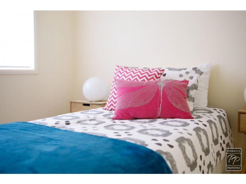 17 Gum Leaf Court, Albany Creek QLD 4035