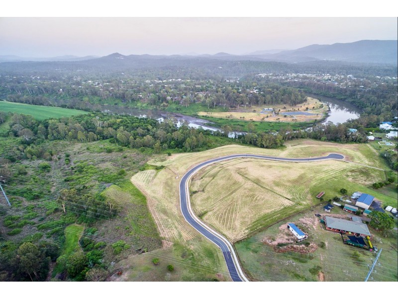 33 Paluma Place, Karalee QLD 4306