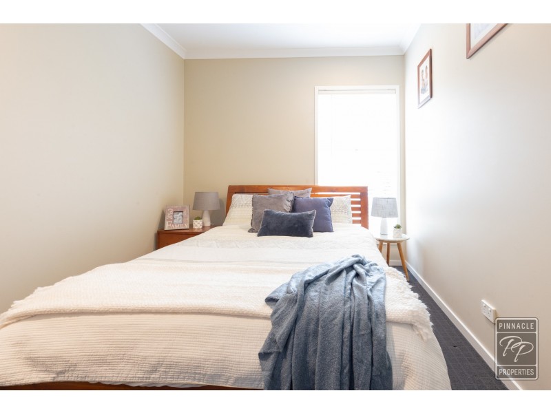 36 White Oak Place, Moggill QLD 4070