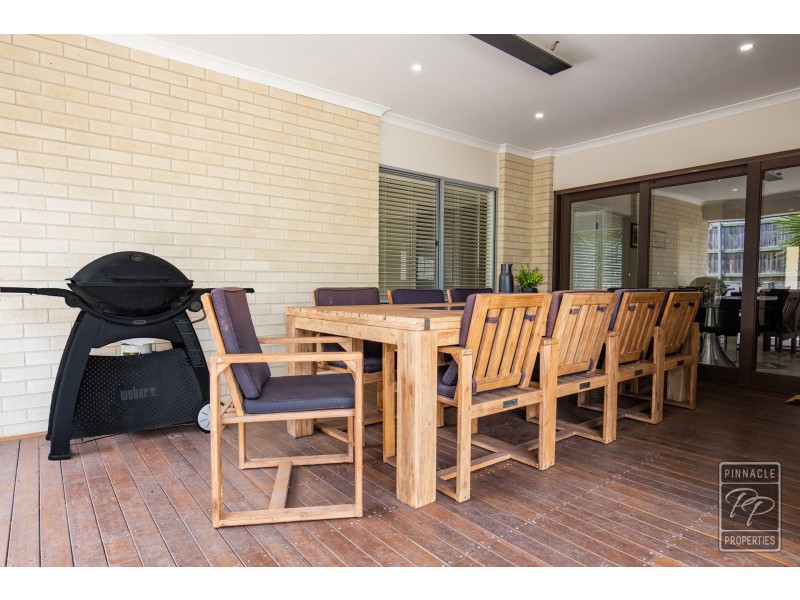 36 White Oak Place, Moggill QLD 4070