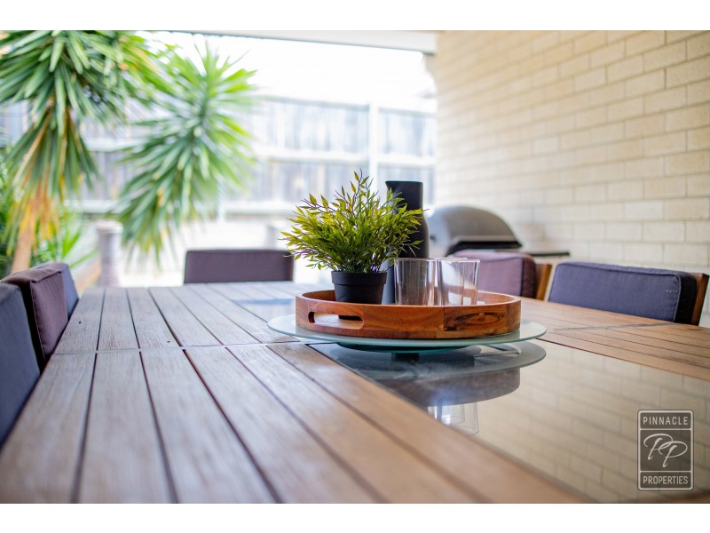 36 White Oak Place, Moggill QLD 4070