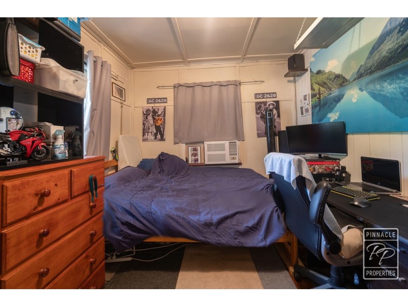 13 Jacob Street, Dinmore QLD 4303