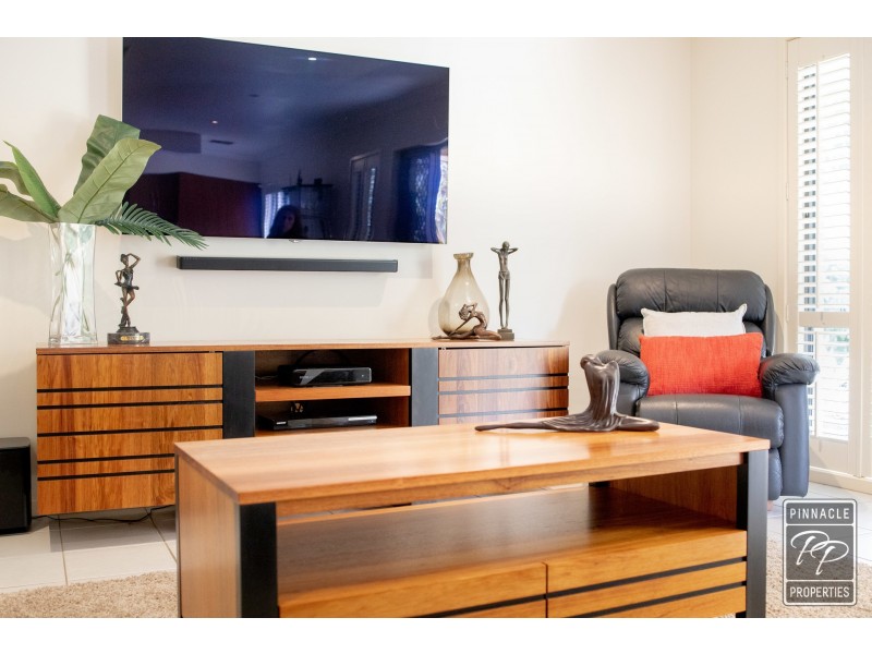 34 Rise Place, Moggill QLD 4070