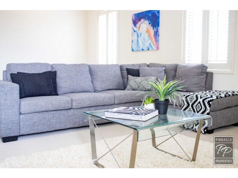 34 Rise Place, Moggill QLD 4070